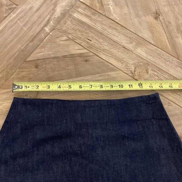 Tuckernuck Navy Denim Taryn Mini Skirt XS Straight Silhouette Preppy Coastal NEW - Picture 8 of 10